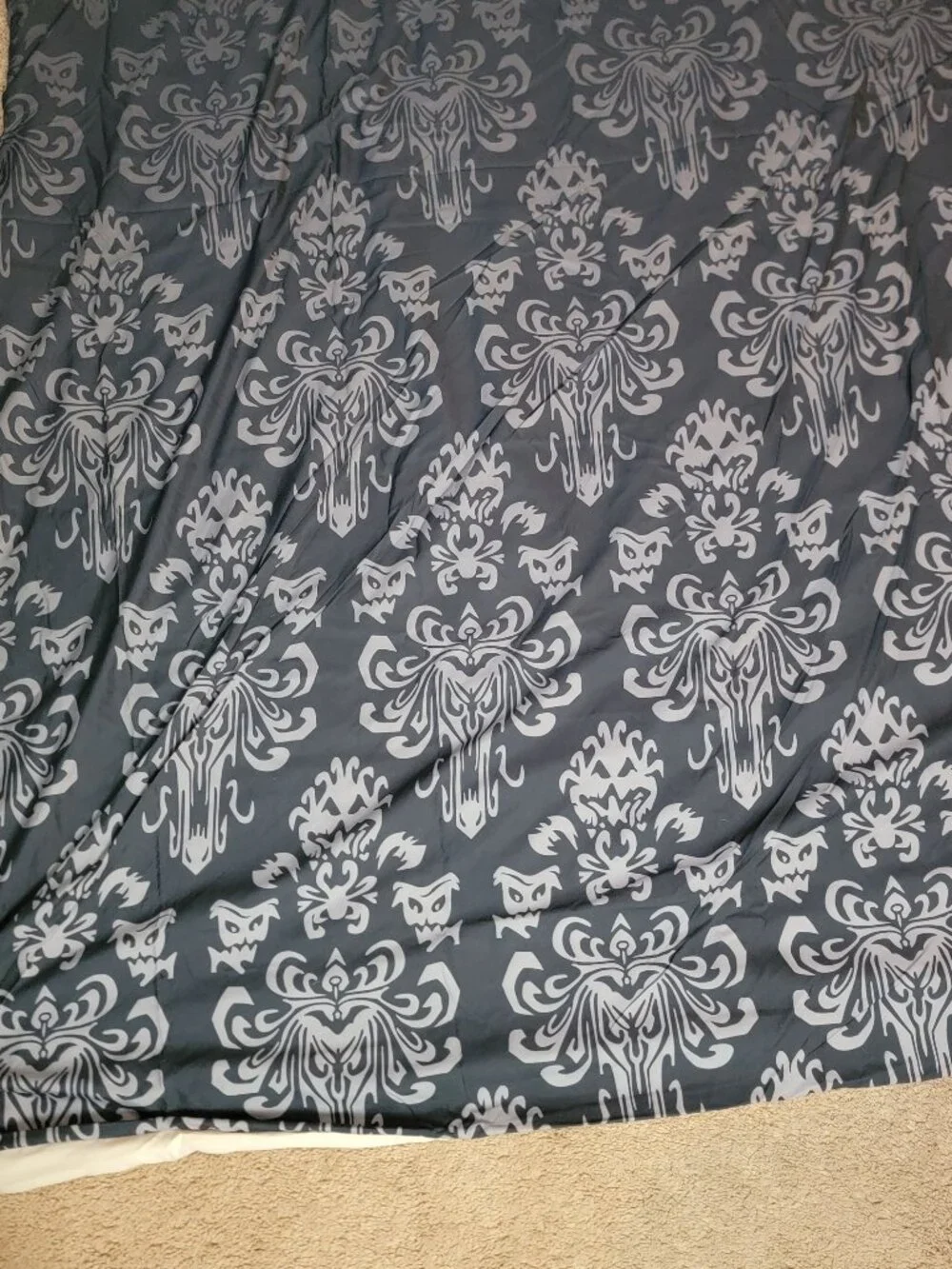 UNBRANDED Haunted Mansion Wallpaper Queen size Duvet Cover Black Gray Ombre